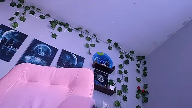 macey elliot  online show from September 2025 09:58:01 PM