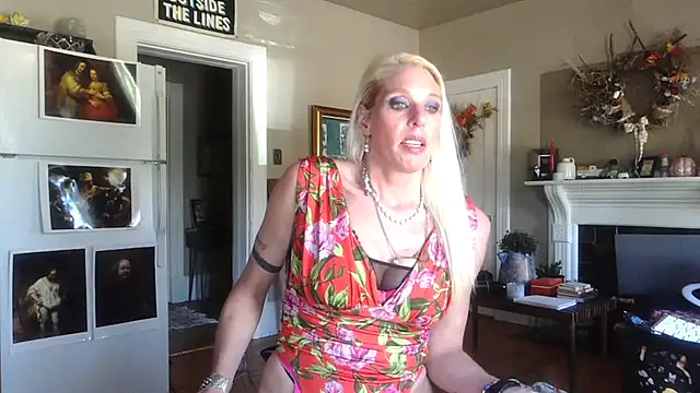 Glamazonx online show from October 2025 07:48:02 PM