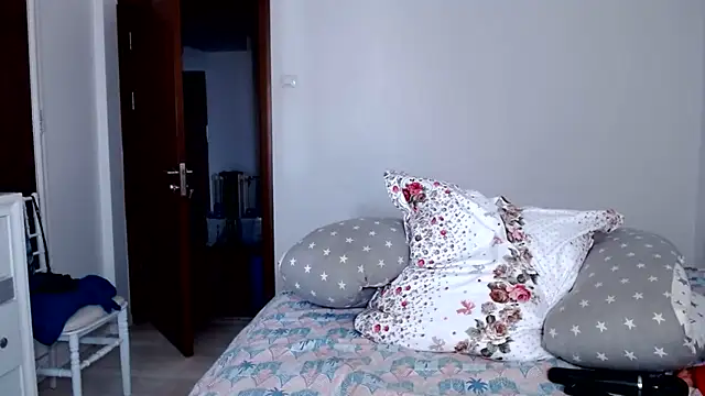 LadyyEvolet online show from July 2026 01:46:02 PM