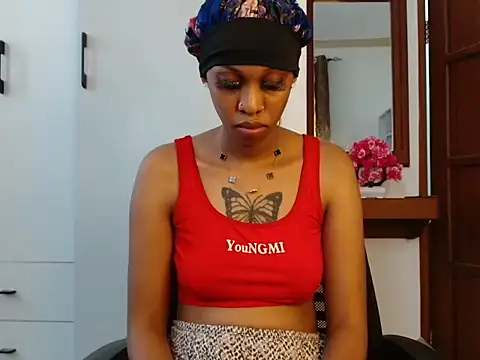 queencydoll online show from December 2025 09:38:01 AM