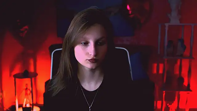 EllaHorton online show from March 2025 12:28:01 PM