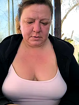 jusichka online show from April 2026 05:54:01 AM