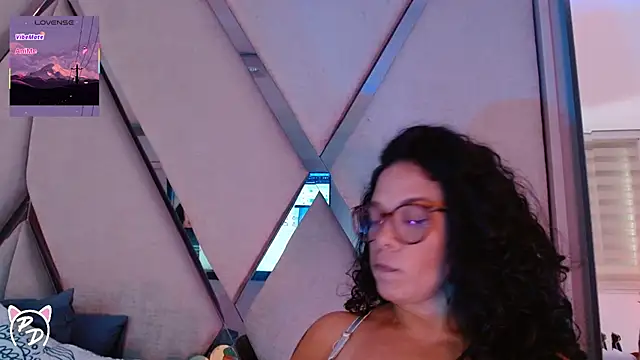 paula daniela1 online show from June 2026 10:01:02 PM