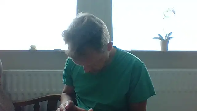 Snapshot of bertolini chatting on June 2026 07:25:02 AM bertolini online show from June 2026 07:25:02 AM