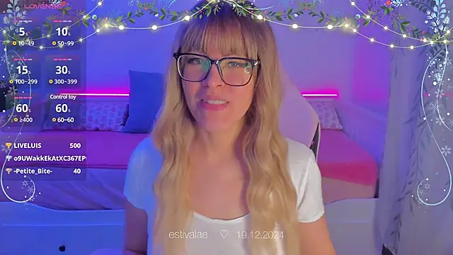 estivalae online show from December 2024 08:34:01 PM