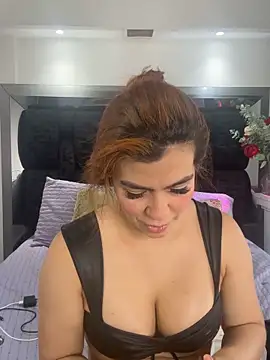 Arianna Jones1 online show from March 2026 08:20:01 PM