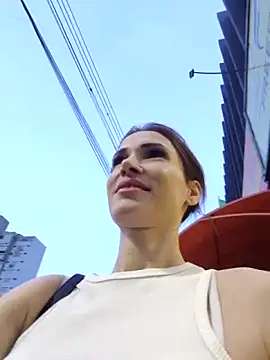 Irresistible24 online show from November 2025 09:48:01 PM