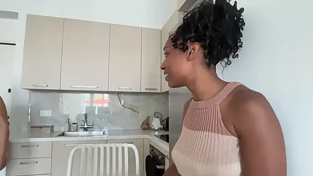Snapshot of smileybabe chatting on July 2026 08:30:02 AM smileybabe online show from July 2026 08:30:02 AM
