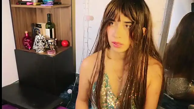 Snapshot of _lucy_white_ chatting on December 2024 02:20:02 AM  lucy white  online show from December 2024 02:20:02 AM