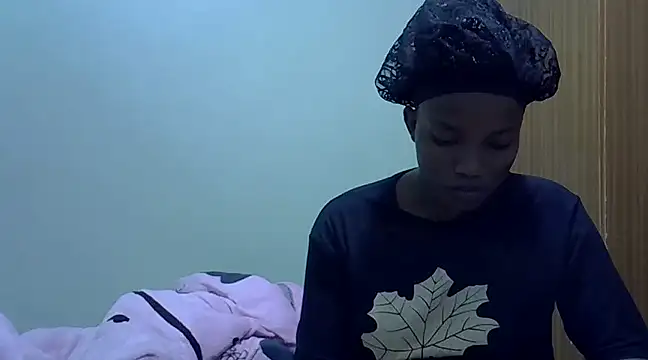 prettychoco1 online show from December 2024 05:40:01 PM