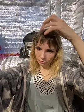 Snapshot of Anita-Smith chatting on December 2024 06:39:01 AM Anita-Smith online show from December 2024 06:39:01 AM