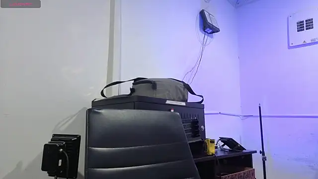 Snapshot of JuanCamiilo_66 chatting on June 2026 02:53:01 AM JuanCamiilo 66 online show from June 2026 02:53:01 AM