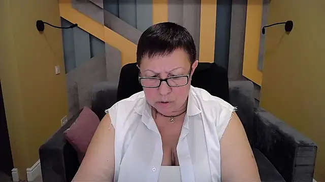 Snapshot of BarbaraTurners chatting on December 2024 12:59:02 AM BarbaraTurners online show from December 2024 12:59:02 AM