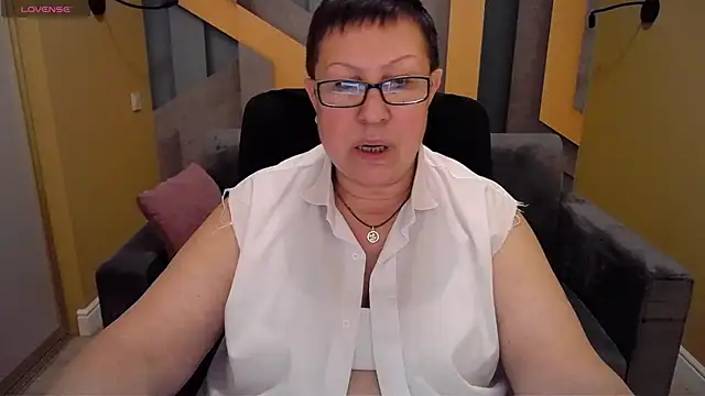 Snapshot of BarbaraTurners chatting on December 2024 09:41:02 PM BarbaraTurners online show from December 2024 09:41:02 PM