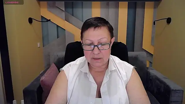 Snapshot of BarbaraTurners chatting on December 2024 09:40:02 PM BarbaraTurners online show from December 2024 09:40:02 PM