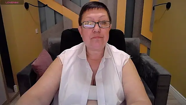 Snapshot of BarbaraTurners chatting on December 2024 12:22:01 AM BarbaraTurners online show from December 2024 12:22:01 AM