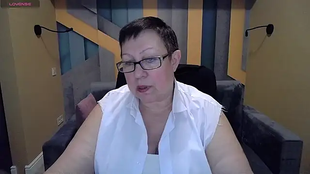 Snapshot of BarbaraTurners chatting on January 2025 06:35:01 PM BarbaraTurners online show from January 2025 06:35:01 PM