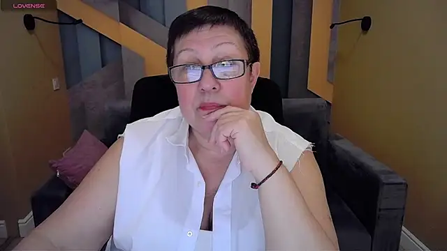 Snapshot of BarbaraTurners chatting on January 2025 06:38:01 PM BarbaraTurners online show from January 2025 06:38:01 PM