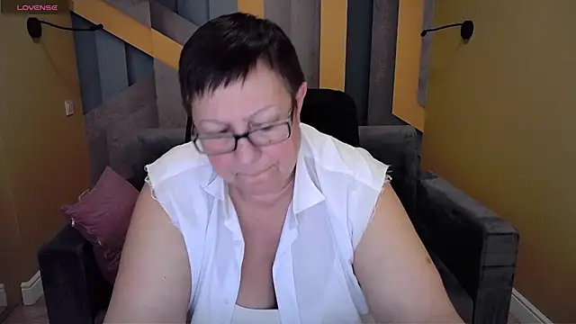 Snapshot of BarbaraTurners chatting on January 2025 03:45:02 AM BarbaraTurners online show from January 2025 03:45:02 AM