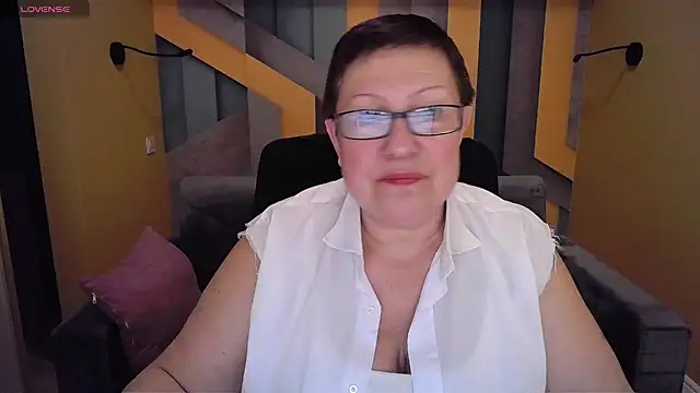 Snapshot of BarbaraTurners chatting on January 2025 06:29:02 PM BarbaraTurners online show from January 2025 06:29:02 PM