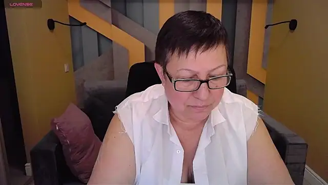 Snapshot of BarbaraTurners chatting on January 2025 03:56:02 AM BarbaraTurners online show from January 2025 03:56:02 AM