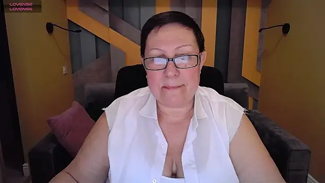 Snapshot of BarbaraTurners chatting on January 2025 06:28:02 PM BarbaraTurners online show from January 2025 06:28:02 PM