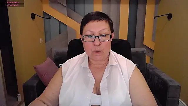 Snapshot of BarbaraTurners chatting on January 2025 03:55:02 AM BarbaraTurners online show from January 2025 03:55:02 AM