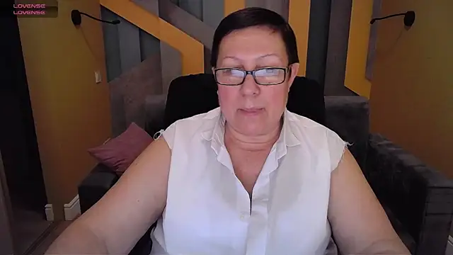Snapshot of BarbaraTurners chatting on February 2025 04:03:01 AM BarbaraTurners online show from February 2025 04:03:01 AM