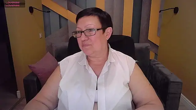 Snapshot of BarbaraTurners chatting on February 2025 05:35:02 AM BarbaraTurners online show from February 2025 05:35:02 AM