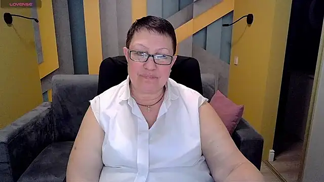 Snapshot of BarbaraTurners chatting on March 2025 09:48:02 PM BarbaraTurners online show from March 2025 09:48:02 PM