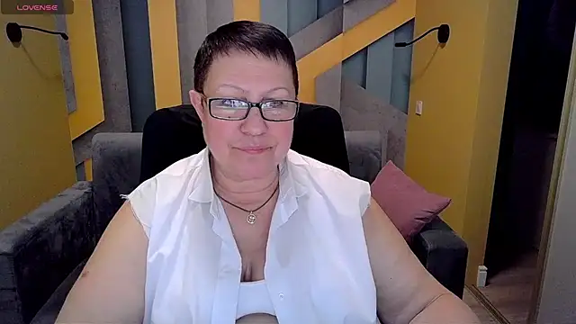 Snapshot of BarbaraTurners chatting on March 2025 12:55:02 AM BarbaraTurners online show from March 2025 12:55:02 AM