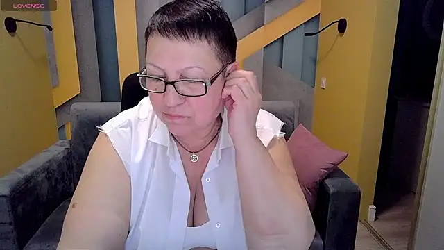 Snapshot of BarbaraTurners chatting on March 2025 04:01:01 AM BarbaraTurners online show from March 2025 04:01:01 AM