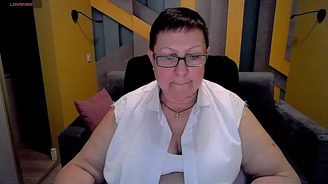 Snapshot of BarbaraTurners chatting on March 2025 09:51:02 PM BarbaraTurners online show from March 2025 09:51:02 PM