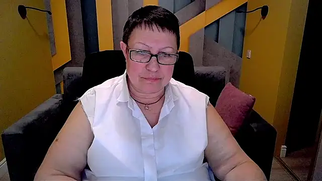 Snapshot of BarbaraTurners chatting on March 2025 03:40:01 AM BarbaraTurners online show from March 2025 03:40:01 AM