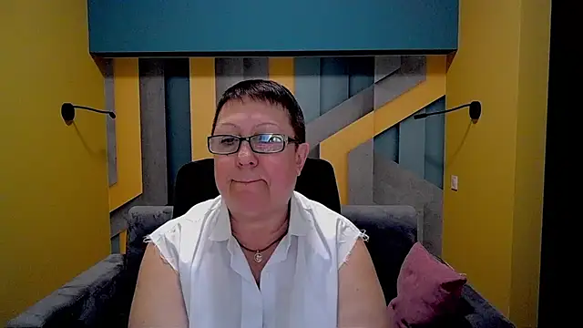 Snapshot of BarbaraTurners chatting on March 2025 09:37:01 PM BarbaraTurners online show from March 2025 09:37:01 PM
