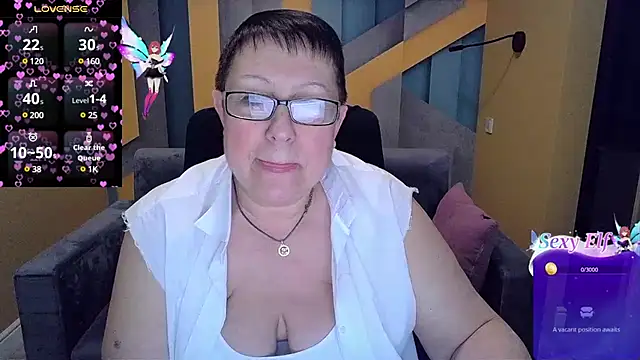 Snapshot of BarbaraTurners chatting on March 2025 03:45:01 AM BarbaraTurners online show from March 2025 03:45:01 AM