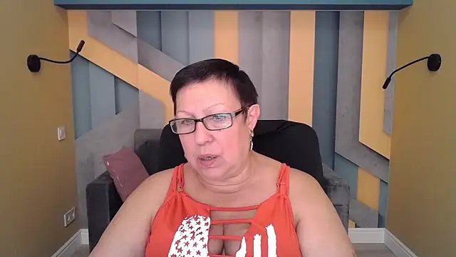 Snapshot of BarbaraTurners chatting on September 2025 06:46:01 PM BarbaraTurners online show from September 2025 06:46:01 PM