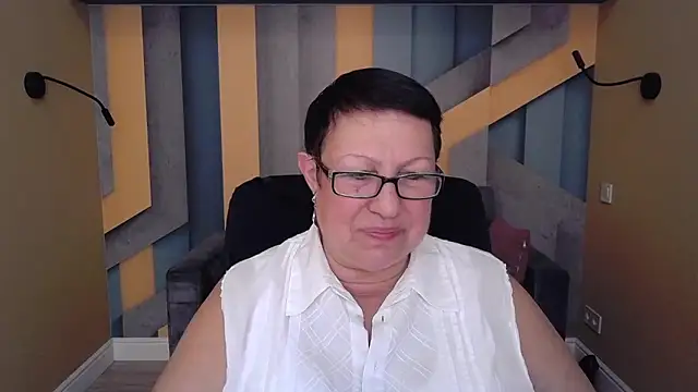 Snapshot of BarbaraTurners chatting on October 2025 06:29:01 PM BarbaraTurners online show from October 2025 06:29:01 PM