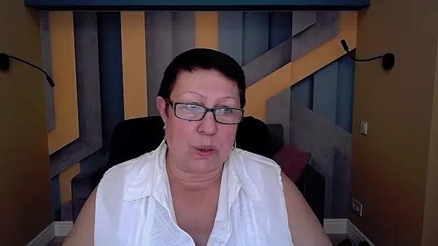 Snapshot of BarbaraTurners chatting on October 2025 06:52:02 PM BarbaraTurners online show from October 2025 06:52:02 PM