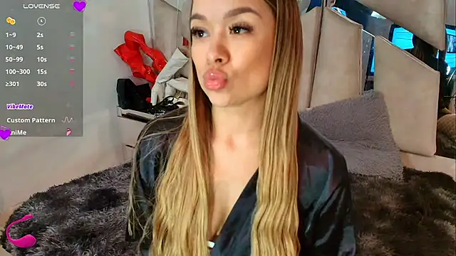 Natalyefoster online show from November 2025 06:50:02 PM