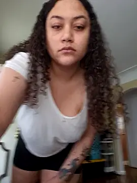 honeeyyy pot online show from March 2026 10:33:01 PM