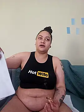 honeeyyy pot online show from April 2026 09:53:02 PM