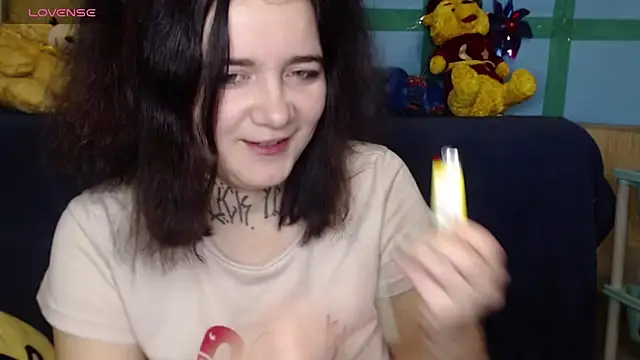 Snapshot of Yours_good_mood chatting on January 2025 12:29:02 PM Yours good mood online show from January 2025 12:29:02 PM