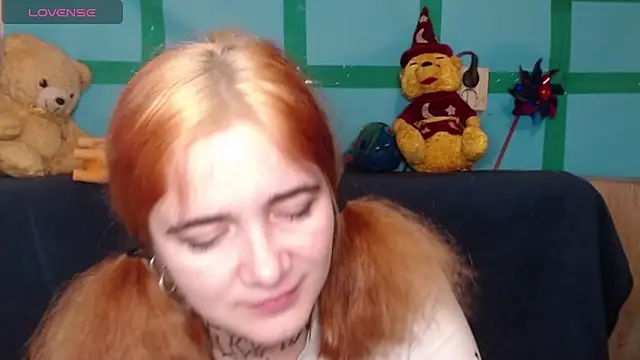 Snapshot of Yours_good_mood chatting on March 2025 02:30:02 AM Yours good mood online show from March 2025 02:30:02 AM