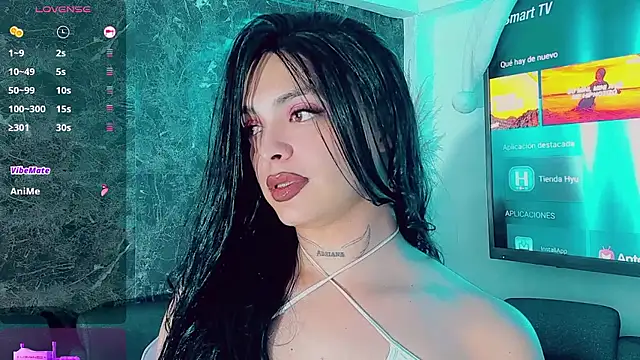 Emmaa Saenz  online show from January 2026 07:38:01 PM