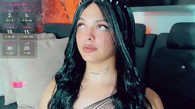 Snapshot of Emmaa_Saenz_ chatting on May 2026 10:11:02 PM Emmaa Saenz online show from May 2026 10:11:02 PM