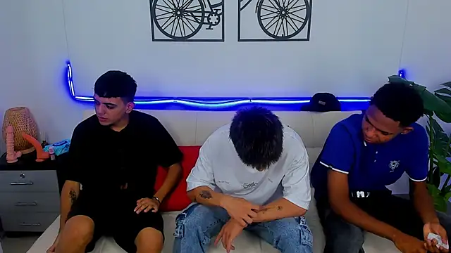 Snapshot of Crazy_nigth01 chatting on February 2026 02:07:03 AM Crazy nigth01 online show from February 2026 02:07:03 AM