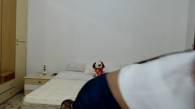 Snapshot of ZajiraShane chatting on October 2025 08:23:02 AM ZajiraShane online show from October 2025 08:23:02 AM