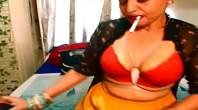 Snapshot of Indian_Blaze00 chatting on February 2025 10:37:02 AM Indian Blaze00 online show from February 2025 10:37:02 AM
