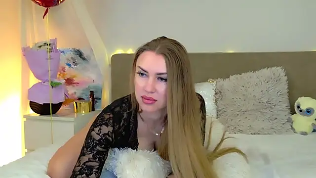 LuisaSin online show from June 2026 07:09:02 AM
